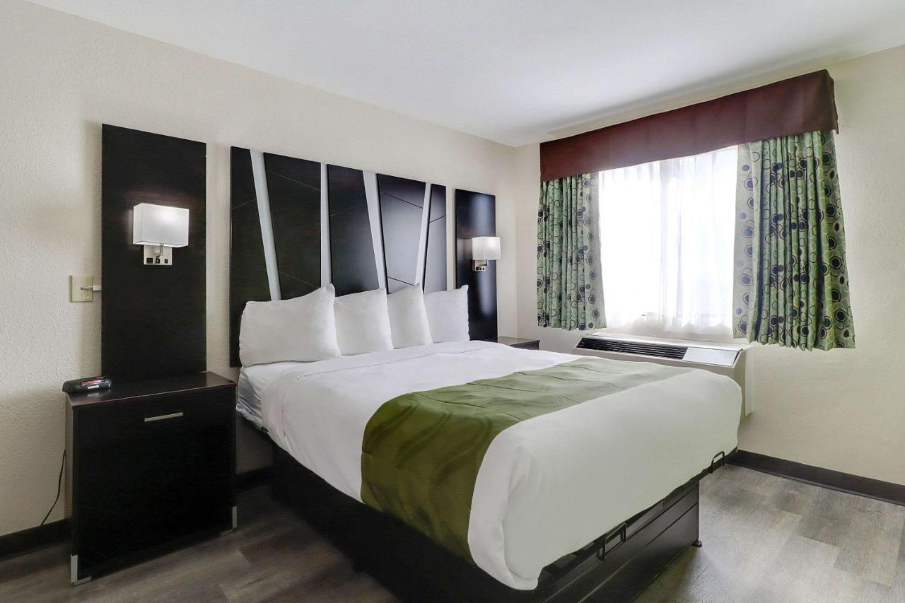 Quality Suites Albuquerque Airport Eksteriør billede